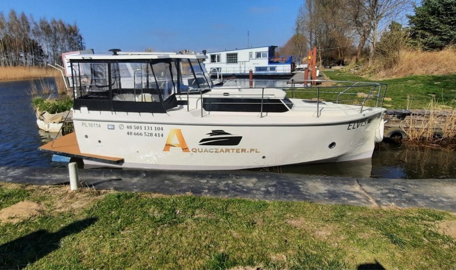 Elvis zdjęcie Aquaczarter czarter pętlą żuławską